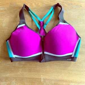 Victoria’s Secret Sport Knockout sports bra 38D